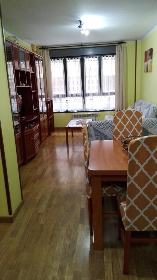 Amplio Loft Con Plaza De Garaje Apartment Cangas de Onis Phòng bức ảnh